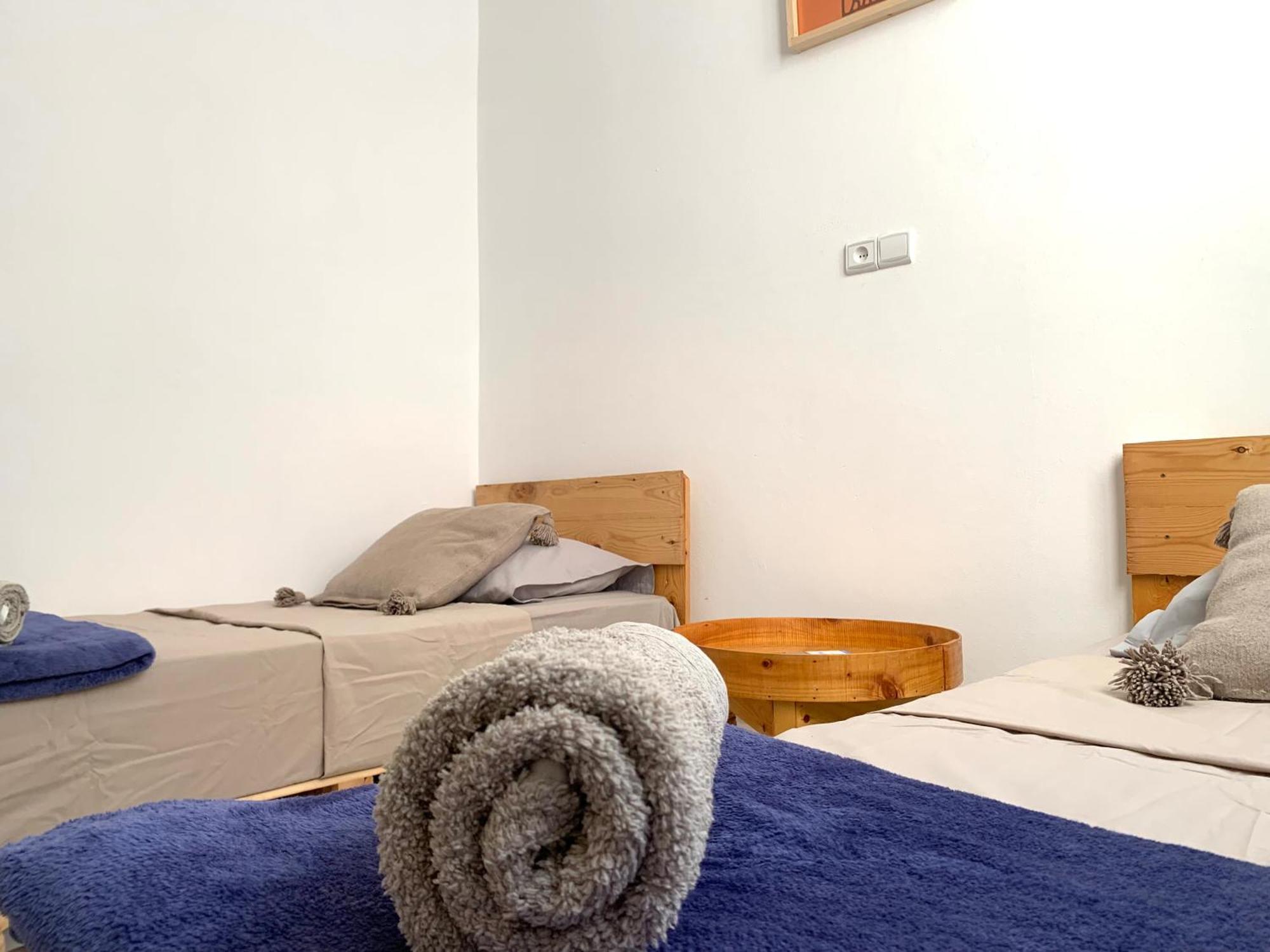 Ocean Surf House Hostel Tamraght Bagian luar foto