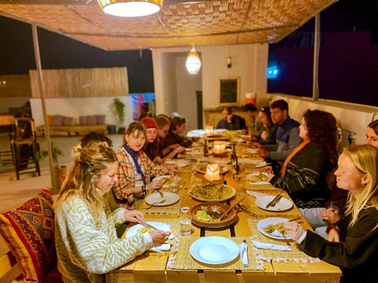 Ocean Surf House Hostel Tamraght Bagian luar foto